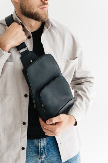 Чоловічий шкіряний Слінг Newery SlChCh &mdash; шкіряний аксесуар від бренду DIKO