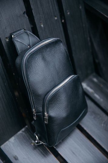 Чоловічий шкіряний Слінг Newery YS302 &mdash; шкіряний аксесуар від бренду DIKO