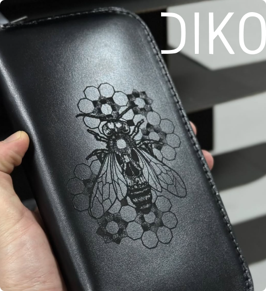 купити гаманець чоловічий з гравіюванням в DIKO